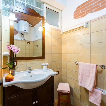 Domo Matandr Apartment Sant'Antioco